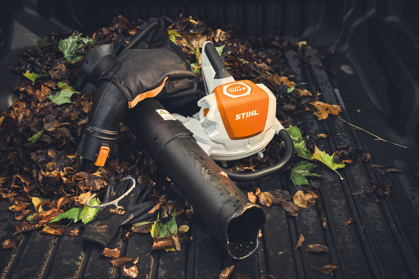 Vista posteriore del trituratore STIHL SHA 140