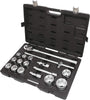 Set di chiavi a bussola con cricchetto e accessori in acciaio cromato in valigetta nera, ideale per lavori di meccanica e fai-da-te. Include diverse dimensioni di bussole, prolunghe e adattatori per una maggiore versatilità.