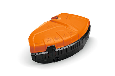 Protezione universale STIHL per testine falcianti e utensili metallici con applicazione versatile