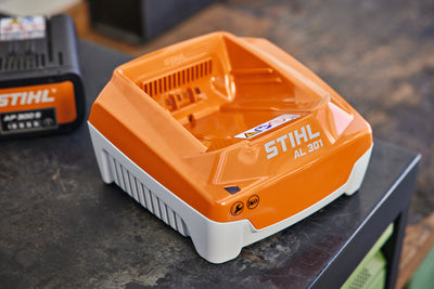 Caricatore rapido Stihl AL 301 in ambientazione di utilizzo