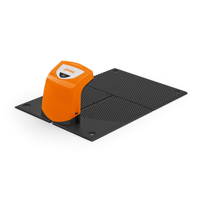 Vista laterale della Docking Station ADO 601 Stihl, quadrata e compatta
